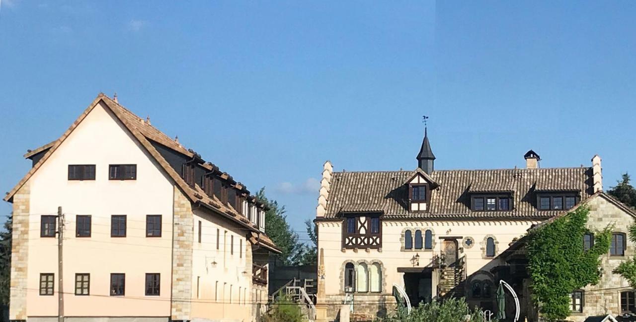 Fewo LATERNENSTUBE mit großem Familienbett für 2 Erw und 6 Kids bei Dresden Leppersdorf Exterior foto